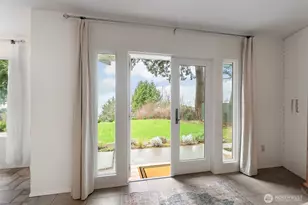 8617 Semiahmoo Dr, Blaine, WA 98230 - Photo 31