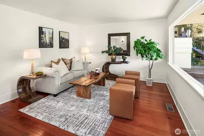 4710 42nd Avenue S, Seattle, WA 98118 - Photo 9