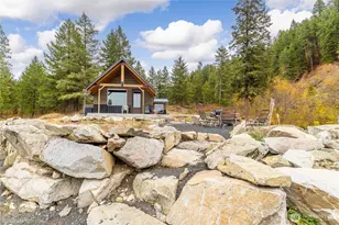 8 Camden Rd, Elk, WA 99009 - Photo 23