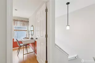 10001 NE 12th St, Bellevue, WA 98004 - Photo 19