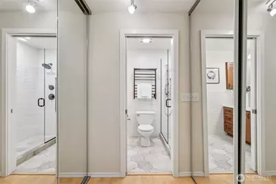 10001 NE 12th Street #116, Bellevue, WA 98004 - Photo 31