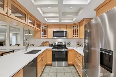 10001 NE 12th Street #116, Bellevue, WA 98004 - Photo 5