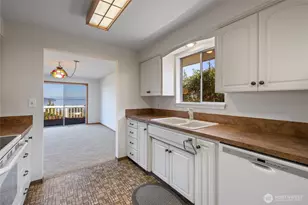 1411 Nisqually St, Steilacoom, WA 98388 - Photo 15