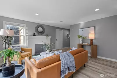 1210 108th Avenue SE, Bellevue, WA 98004 - Photo 5