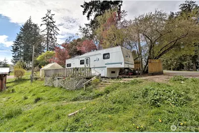 721 E Stretch Island Road S, Grapeview, WA 98546 - Photo 25
