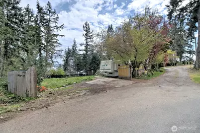 721 E Stretch Island Road S, Grapeview, WA 98546 - Photo 13