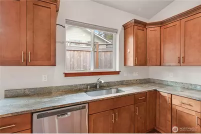 2233 E Rosecrans Court, Port Townsend, WA 98368 - Photo 11