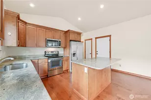 2233 E Rosecrans Ct, Port Townsend, WA 98368 - Photo 9