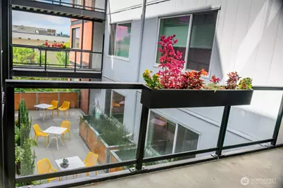 1601 N 45th Street #208, Seattle, WA 98103 - Photo 15