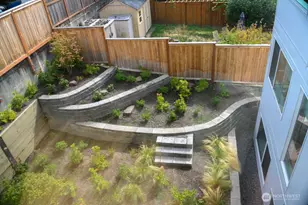 1601 N 45th St, Seattle, WA 98103 - Photo 13