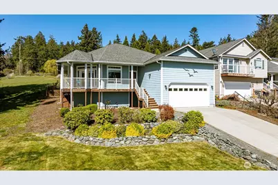 1041 Halsey Drive, Coupeville, WA 98239 - Photo 1