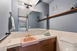 3041 24th Ave W, Seattle, WA 98199 - Photo 21