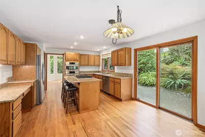 18605 SE 174th Way, Renton, WA 98058 - Photo 11