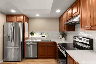 243 169th Ave NE, Bellevue, WA 98008 - Photo 9