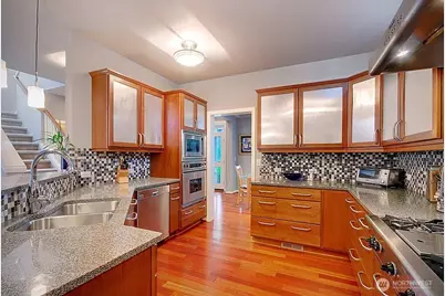 6453 193rd Place NE, Redmond, WA 98052 - Photo 7