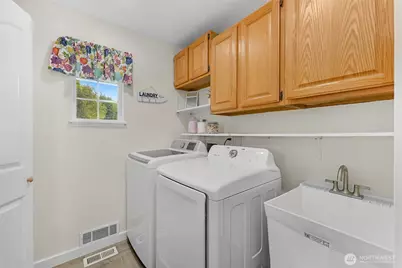 980 Marshall Drive, Camano Island, WA 98282 - Photo 11