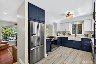 3515 W 7th Pl, Anacortes, WA 98221 - Photo 7