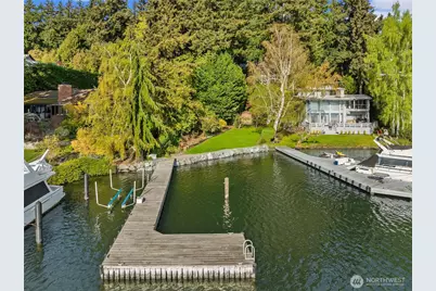 2047 Killarney Way, Bellevue, WA 98004 - Photo 35