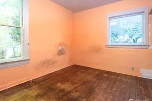 2214 N 60th St, Seattle, WA 98103 - Photo 13