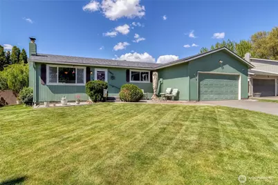 1521 SE Freedom Place, College Place, WA 99324 - Photo 1