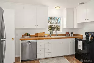 1403 W Dravus St, Seattle, WA 98119 - Photo 17