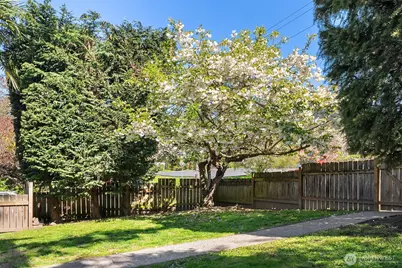 1403 W Dravus Street, Seattle, WA 98119 - Photo 5