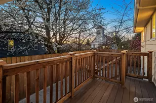 1403 W Dravus St, Seattle, WA 98119 - Photo 23