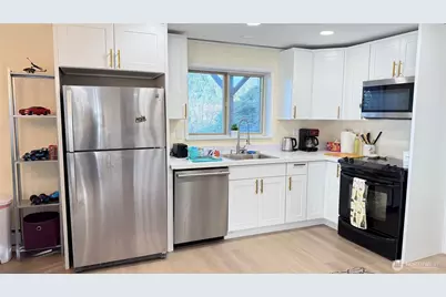 4422 108th Avenue E, Edgewood, WA 98372 - Photo 3