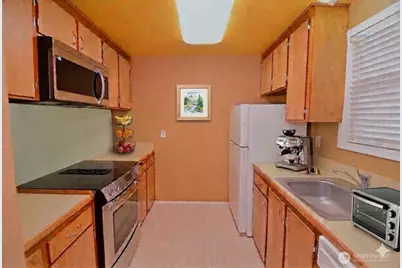 2629 Rucker Ave. #3, Everett, WA 98201 - Photo 9