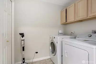 2418 James Place #402, Langley, WA 98260 - Photo 15