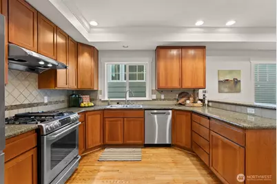 121 21st Avenue E #C, Seattle, WA 98112 - Photo 15
