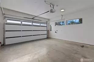 10546 20th Ave NE, Seattle, WA 98125 - Photo 35