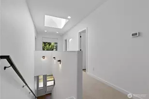 10546 20th Ave NE, Seattle, WA 98125 - Photo 23