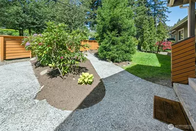 19016 Firlands Way N, Shoreline, WA 98133 - Photo 3