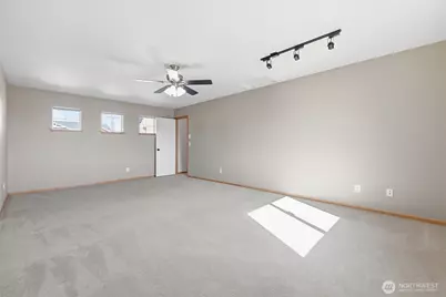 1804 SW Olive Street, Oak Harbor, WA 98277 - Photo 31