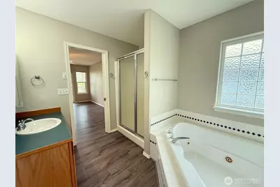 381 Dolphin Avenue NE, Ocean Shores, WA 98569 - Photo 17