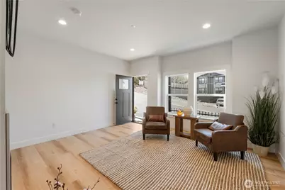 117 Orchard Avenue S #B, Eatonville, WA 98328 - Photo 5