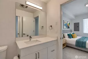 130 W Florentia St, Seattle, WA 98119 - Photo 7