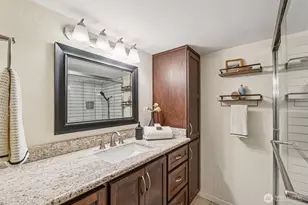 2500 W Manor Pl, Seattle, WA 98199 - Photo 21