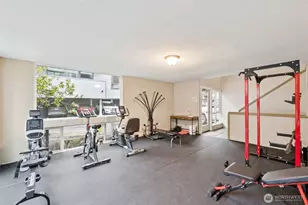 2500 W Manor Pl, Seattle, WA 98199 - Photo 25