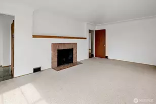 3002 NW 70th St, Seattle, WA 98117 - Photo 13