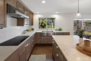 16404 NE 110th St, Redmond, WA 98052 - Photo 9