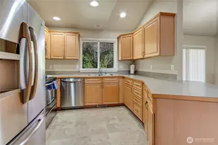 16719 14th Ave Ct S, Spanaway, WA 98387 - Photo 11