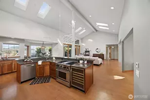 1231 Broad St, Bellingham, WA 98229 - Photo 9