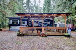 245 Schinn Canyon Ct, Deming, WA 98244 - Photo 1