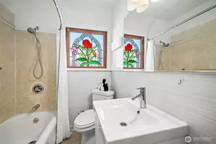 7318 20th Ave NE, Seattle, WA 98115 - Photo 17