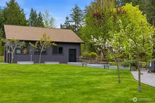 1136 14th Ave, Fox Island, WA 98333 - Photo 37