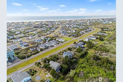 1268 E Ocean Shores Boulevard SW, Ocean Shores, WA 98569 - Photo 9
