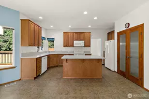 3247 Cedrona Dr NW, Olympia, WA 98502 - Photo 9