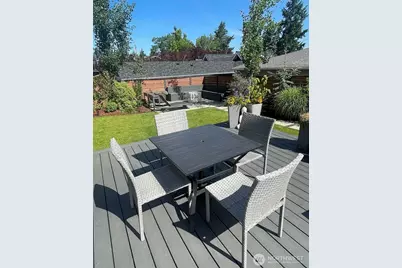 1819 7th Street W, Kirkland, WA 98033 - Photo 7